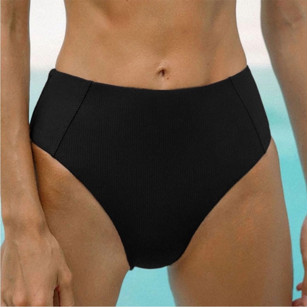 BERLOOK Black Ribbed High-Waisted Full Coverage Bikini Bottom (bottom only) NWT